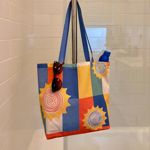 Sun Daze Tote Bag